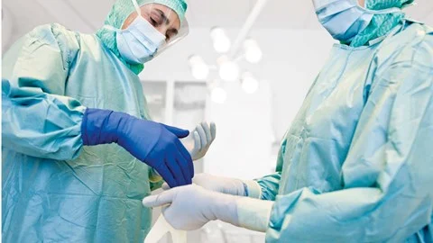 Mölnlycke surgical gloves in surgery